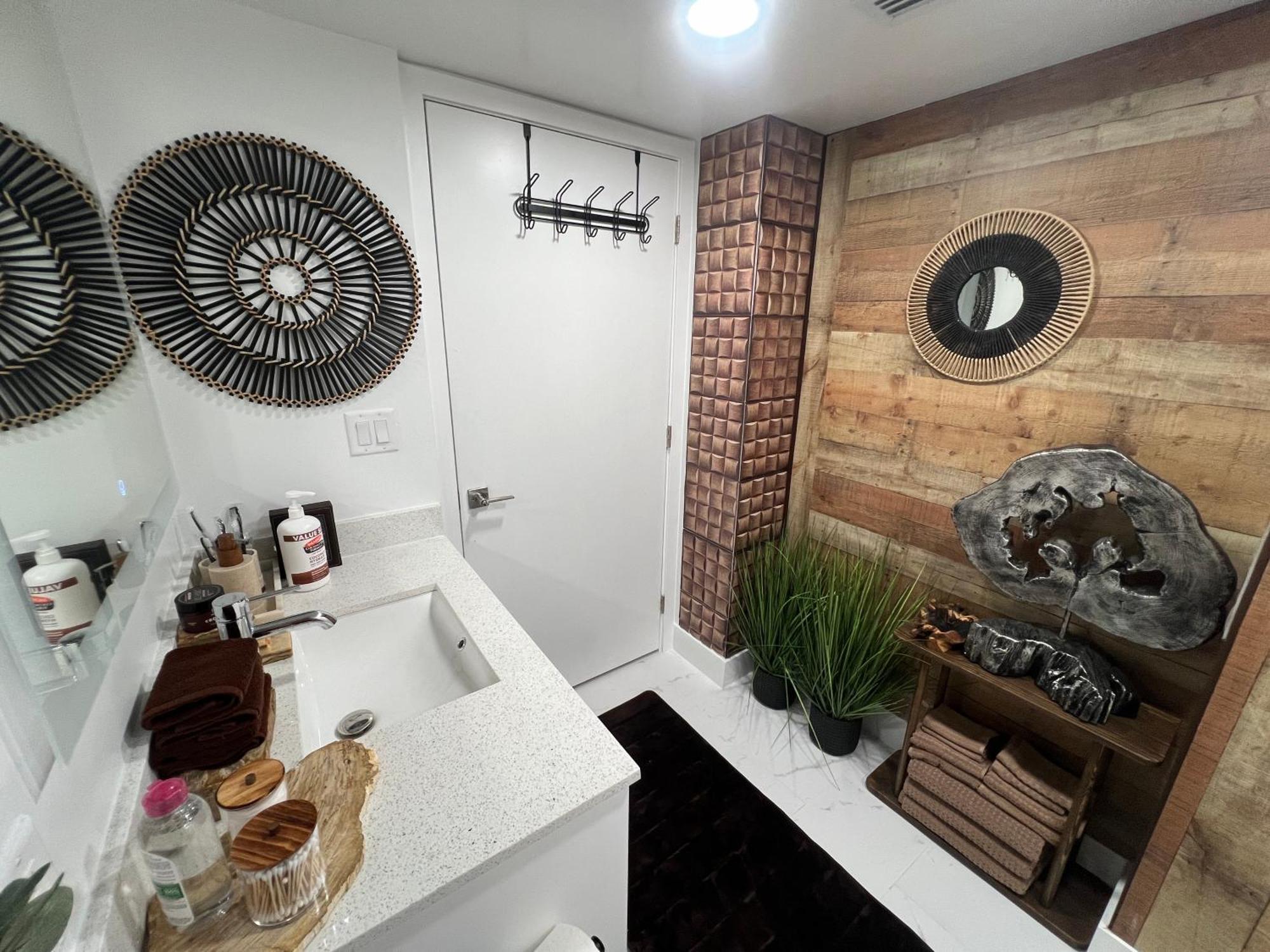 Miami Wood Apart Hotel New 2024 - Private Terrace - Free Garage - Beach 5 Min Hollywood Ngoại thất bức ảnh